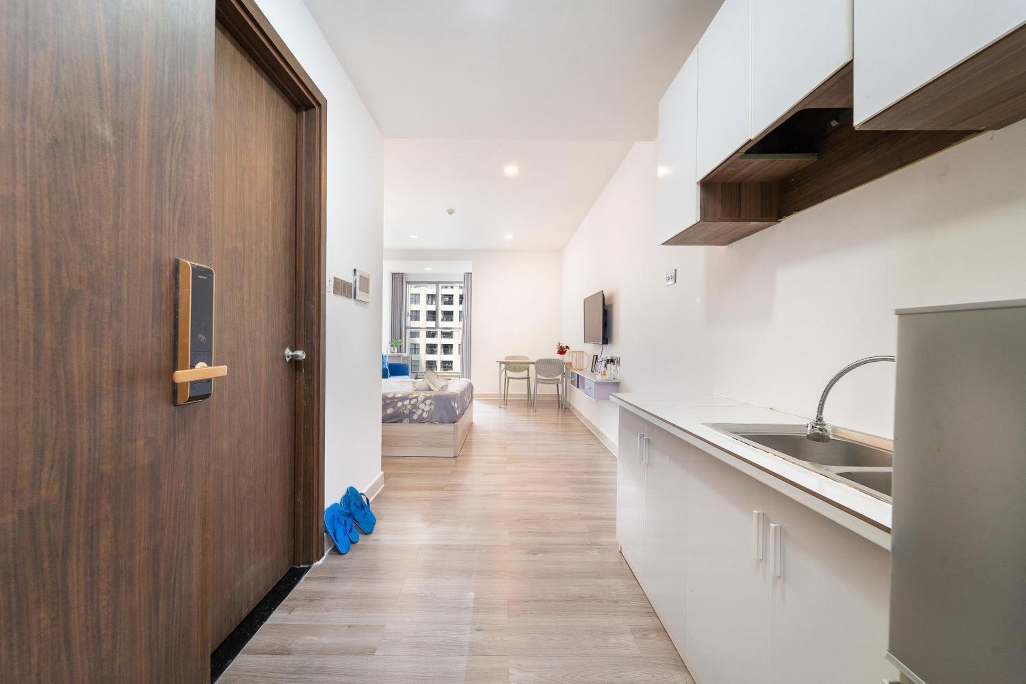 Modern Blue Retreat - Saigon Royal D4 - Hana Ho Chi Minh City