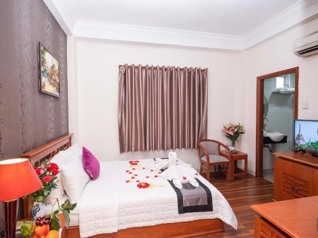 Khách sạn Hồng Hạc