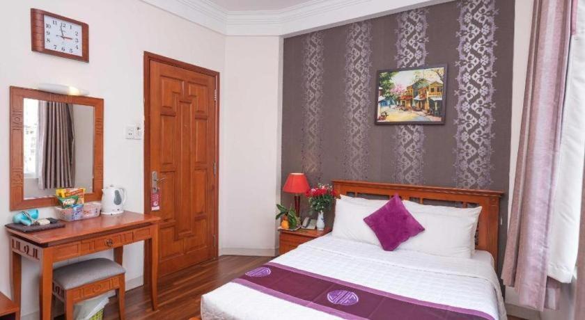 Khách sạn Hồng Hạc 2*