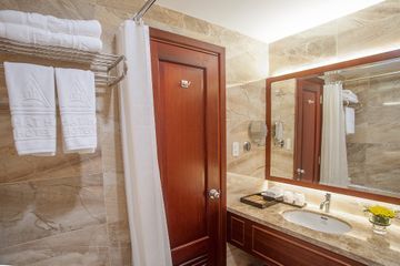 Nhat Ha 1 Hotel