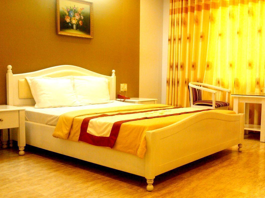 Ha Noi Near Tan Son Nhat Airport --- Free Airport Pick-up And Drop-off Available 24 A Day 3*