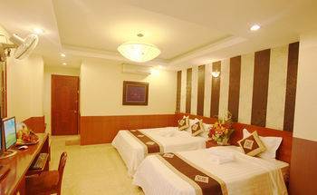 Hotel Paris Gold