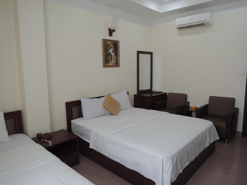Ngoc Chi Hotel 2*
