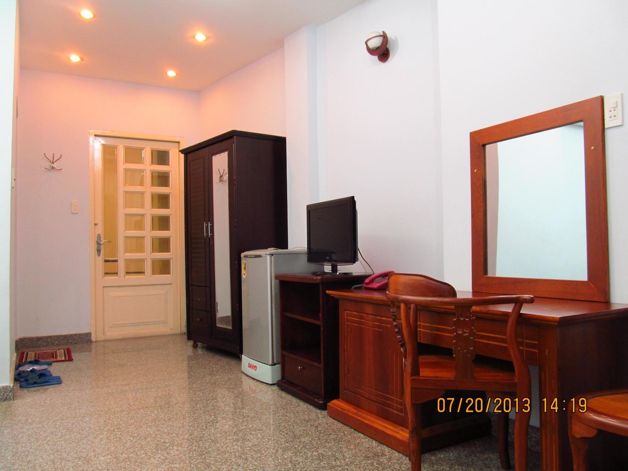 Hotel Truong Giang *