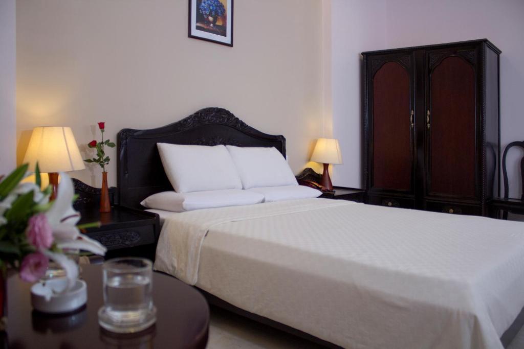 Royal Dragon Boutique Tan Binh Hotel 3*