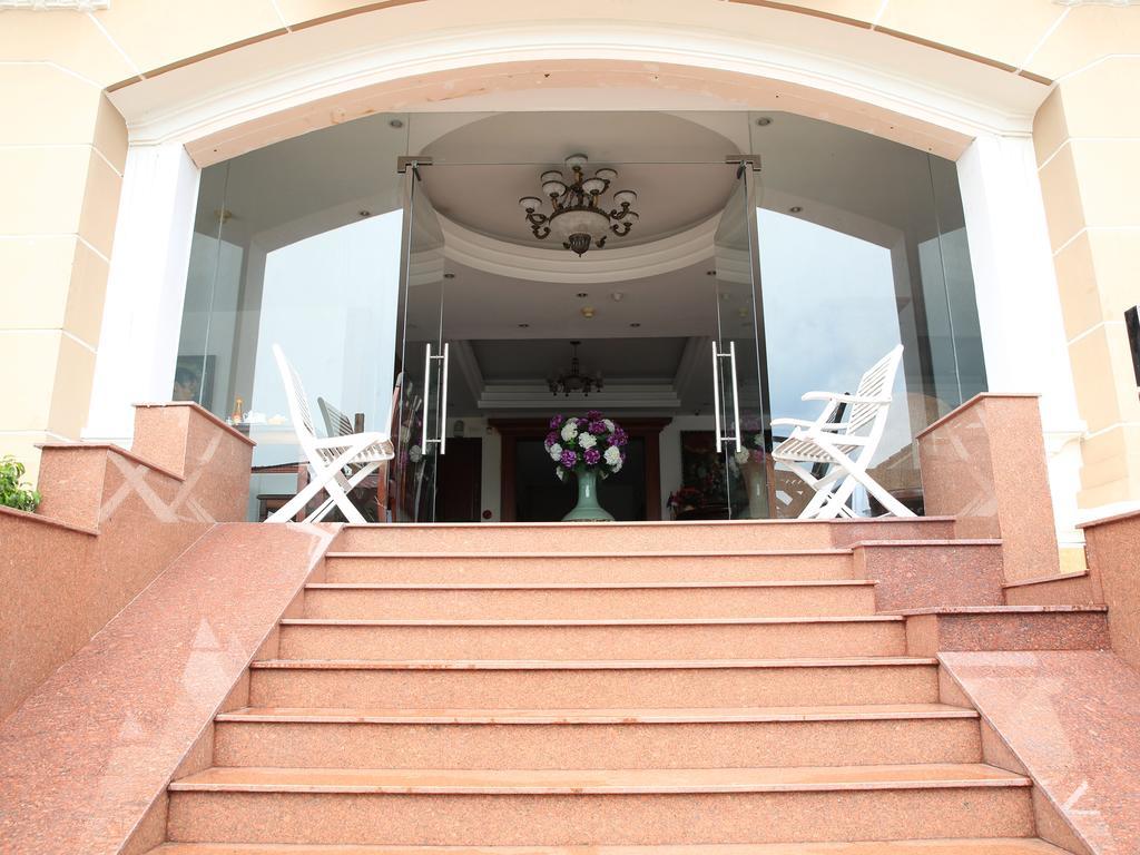 Aparthotel Hoa Phat & Ho Chi Minh City