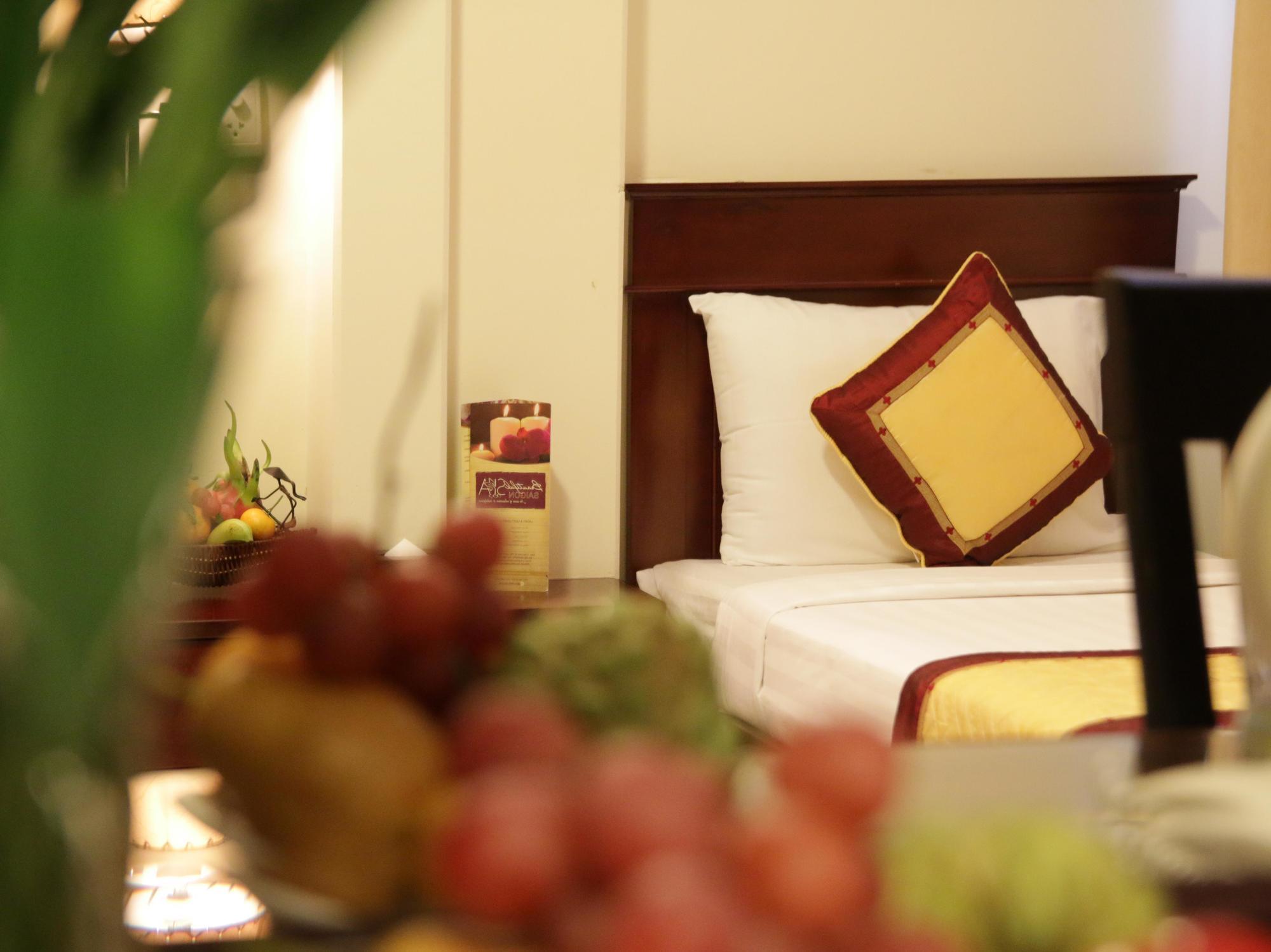 Valentine Luxury - 31 Bui Vien Street