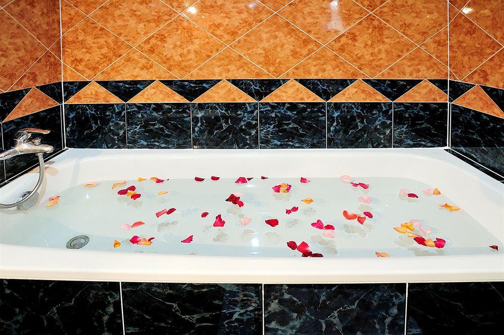 Little Brick Saigon Hotel
