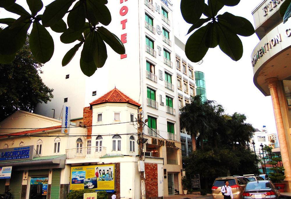 Ha Noi Near Tan Son Nhat Airport --- Free Airport Pick-up And Drop-off Available 24 A Day Hotel Ho Chi Minh City