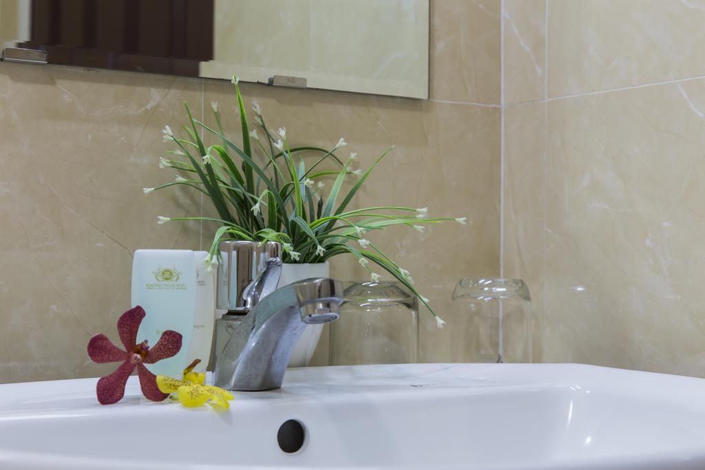 Valentine Luxury - 31 Bui Vien Street