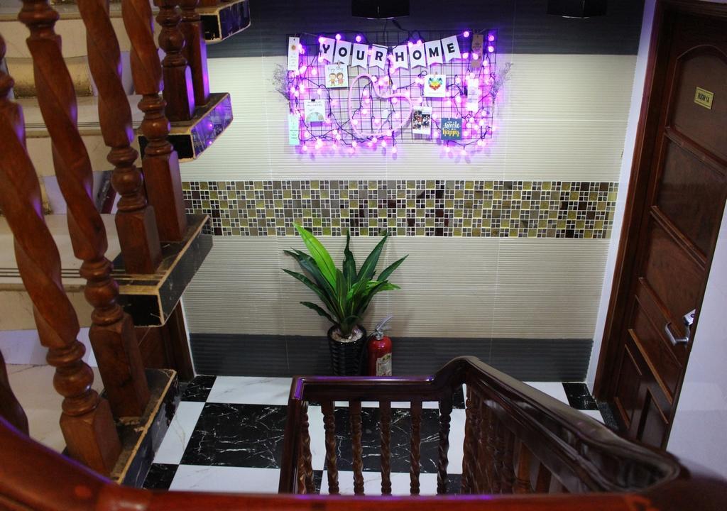 Vintage Saigon Hostel *