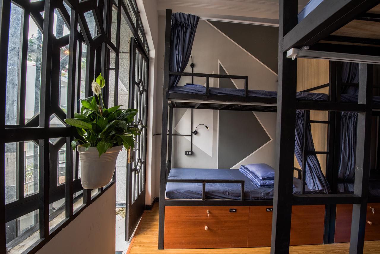 Hostel The Like & Cafe Ho Chi Minh City