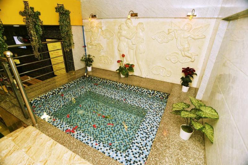 Boss Palace Hotel 3*