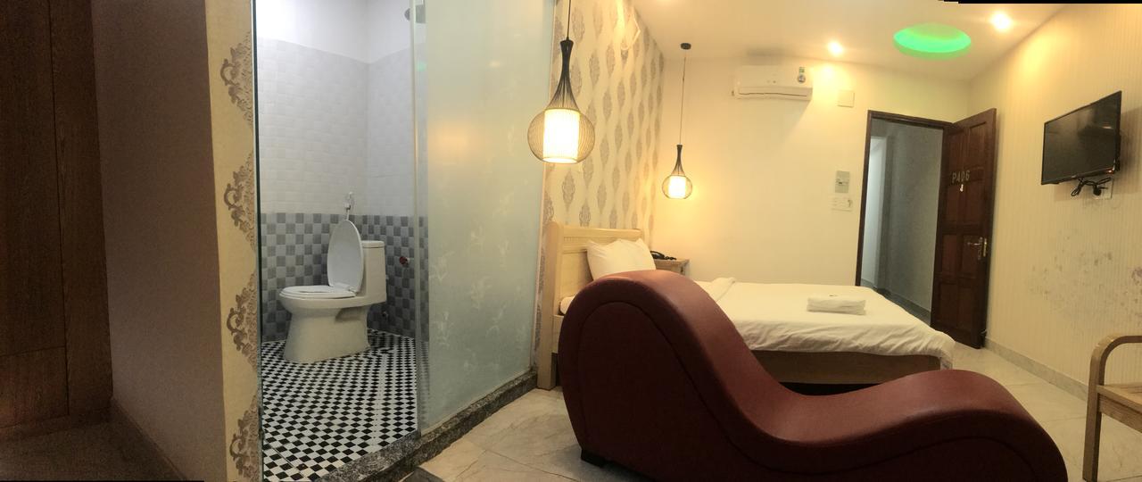 Eros 2* Ho Chi Minh City