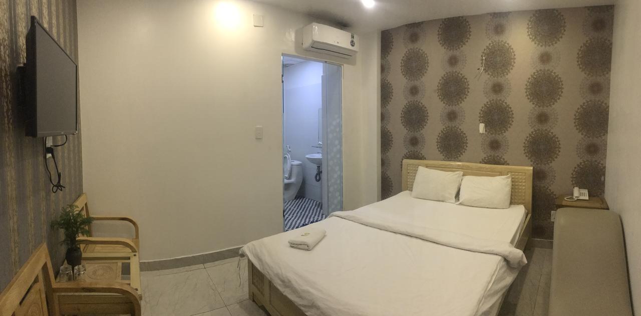 Eros 2* Ho Chi Minh City
