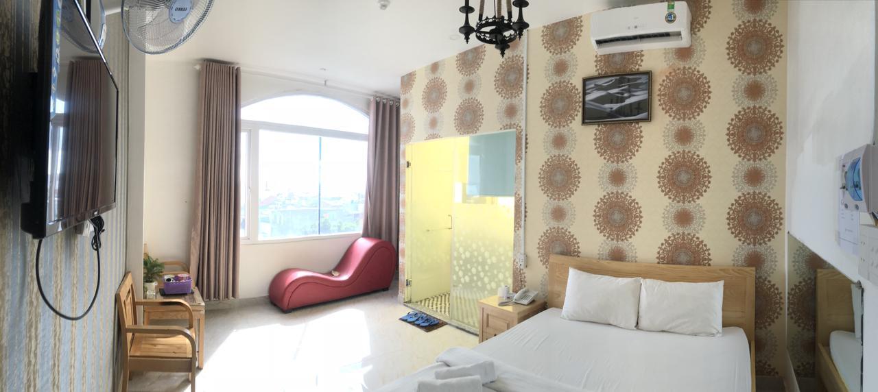 Love hotel Eros 2*