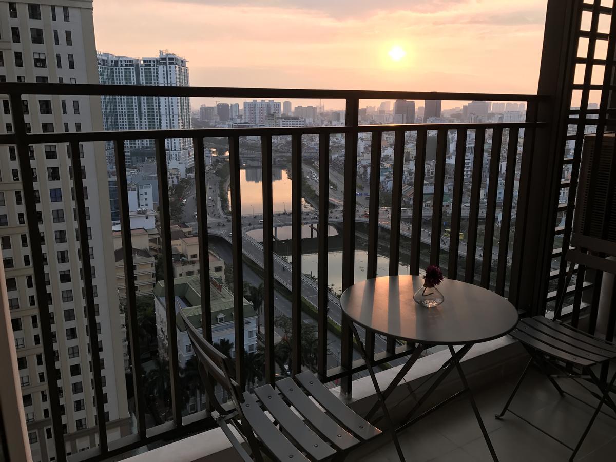 Awesome Cbd Luxury The Tresor Rooftop Garden ! Apartment