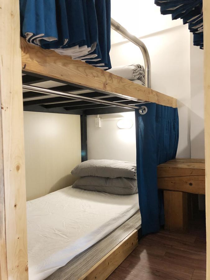 Hostel Jojo Dorm *