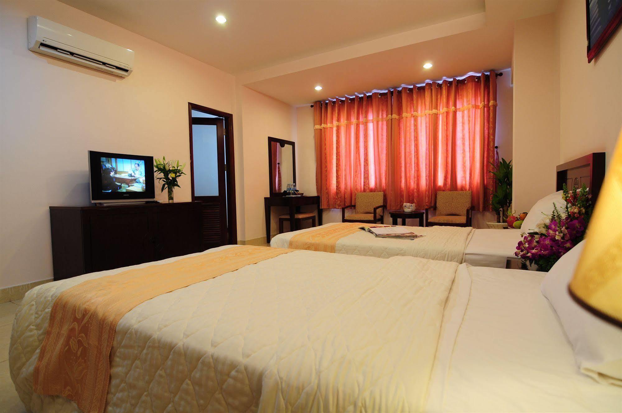 Hotel Phuoc Loc Tho 1