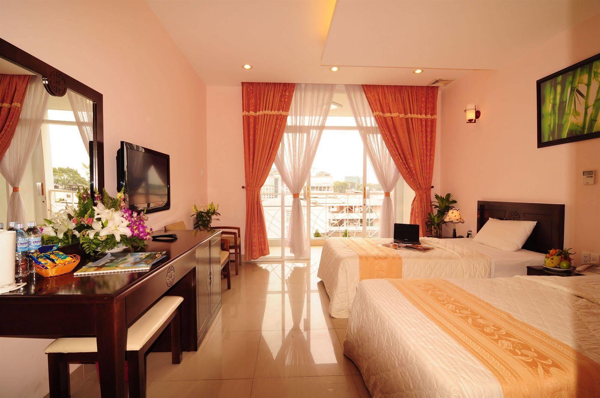 Hotel Phuoc Loc Tho 1 2*