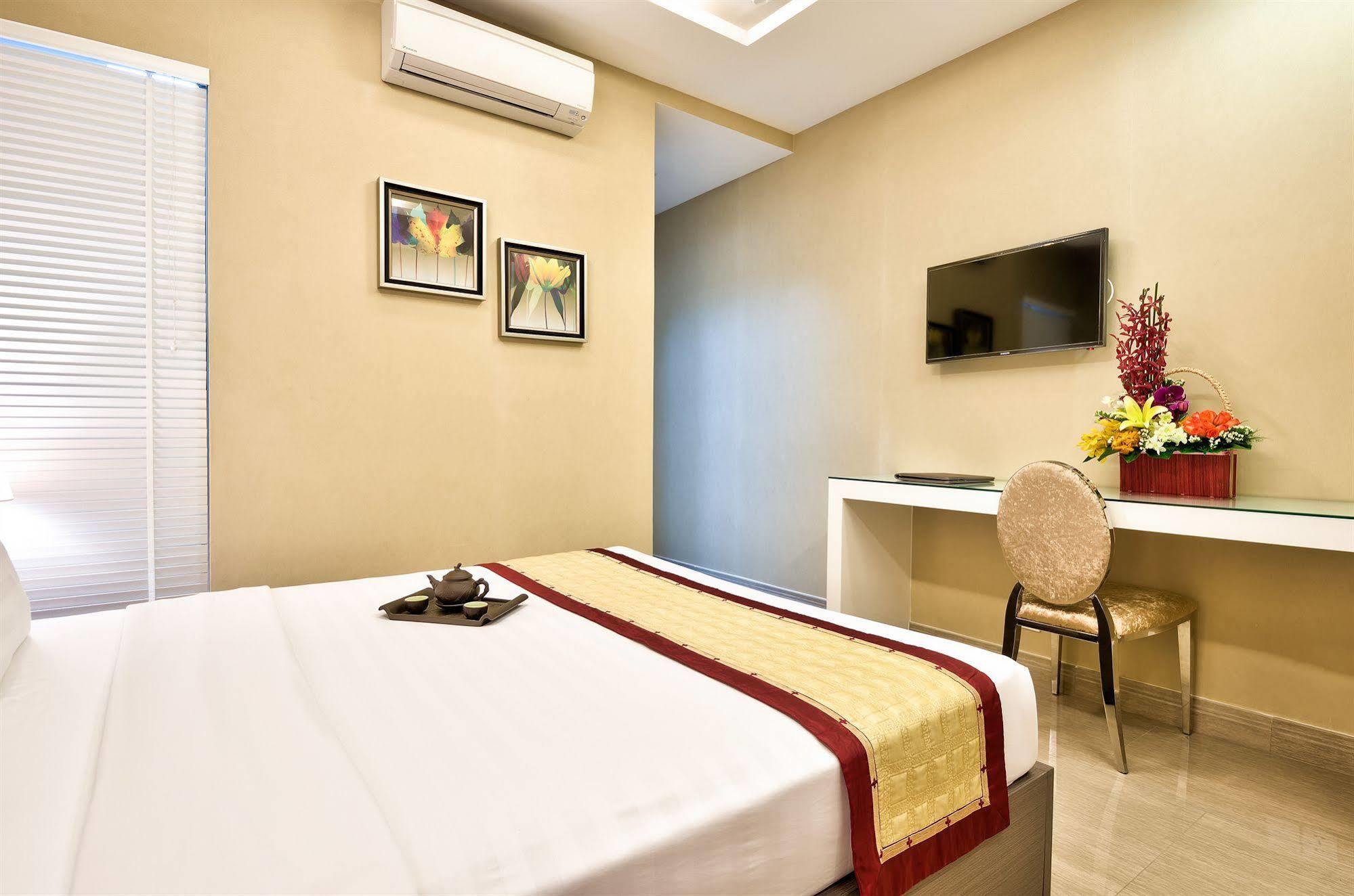 Hong Vina 3*