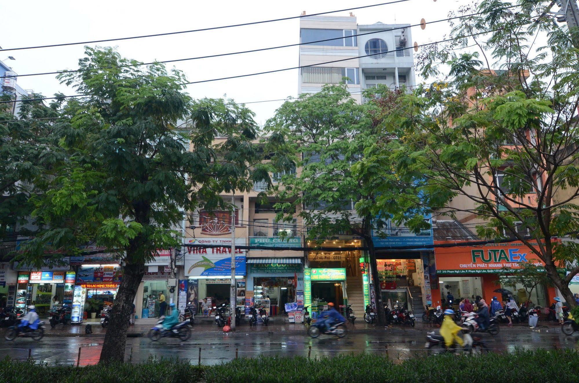 Khách sạn Hoàng Phi 3*