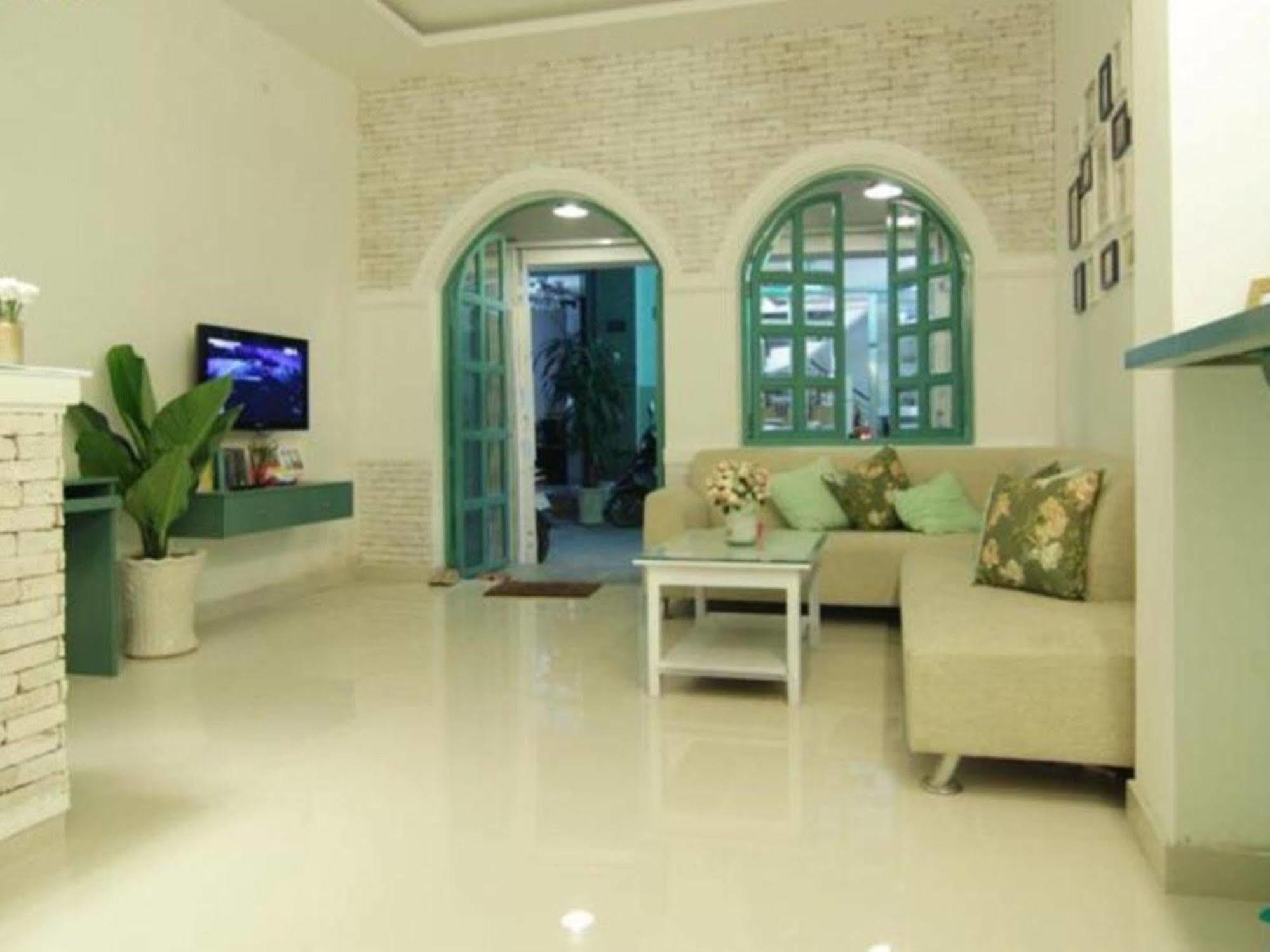 Bed & Breakfast Lily Ho Chi Minh City