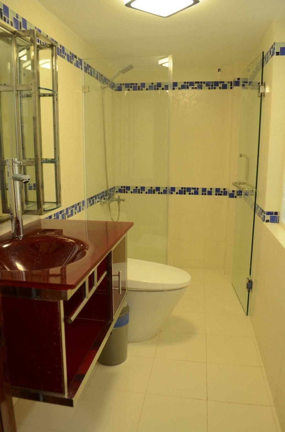 Vintage Saigon Hostel