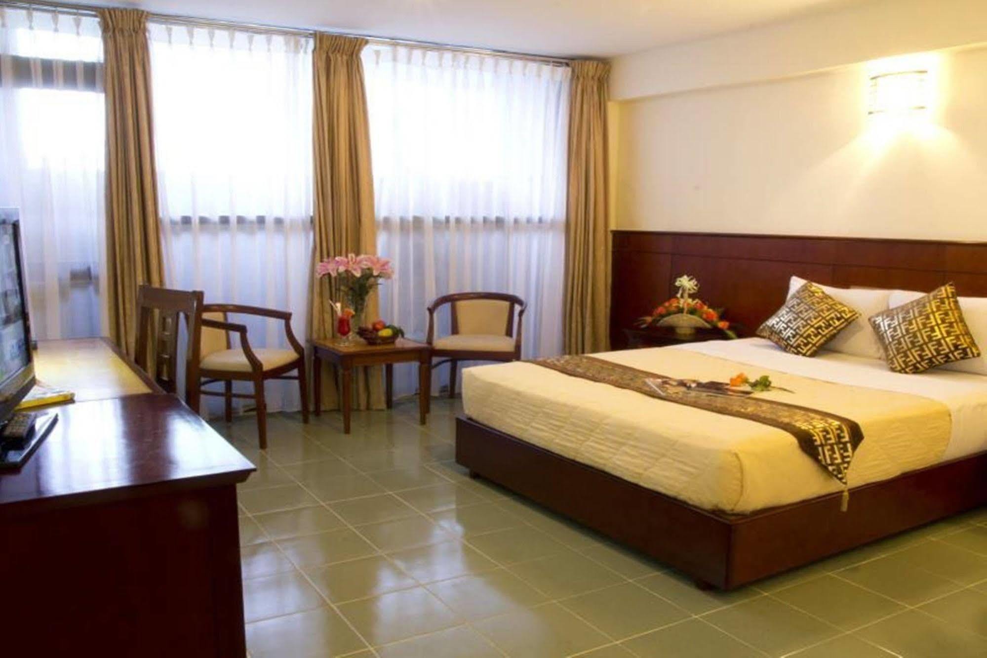 Hotel Anthai Saigon 3*