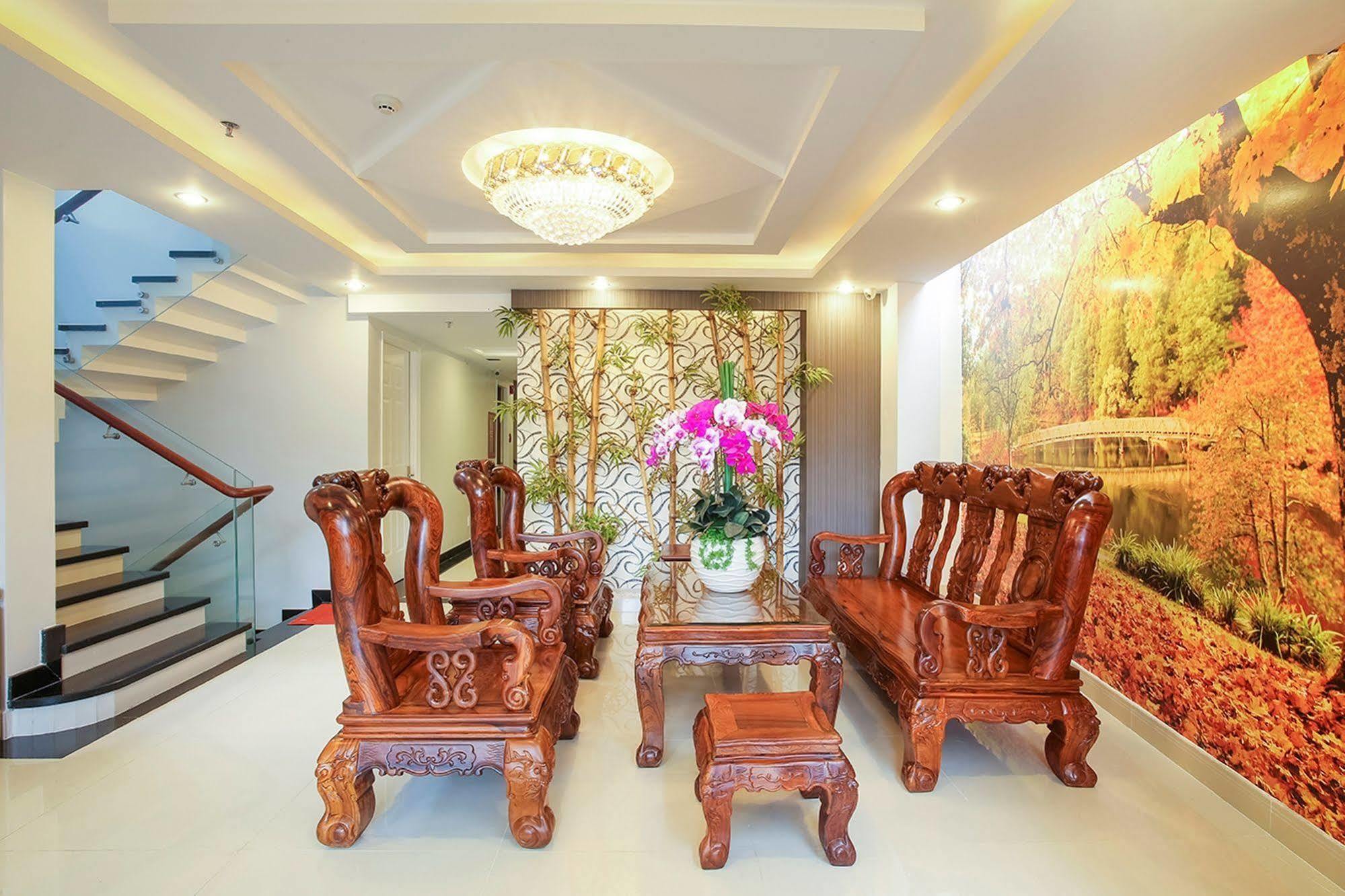 Yen Nam Nguyen Trong Tuyen Hotel