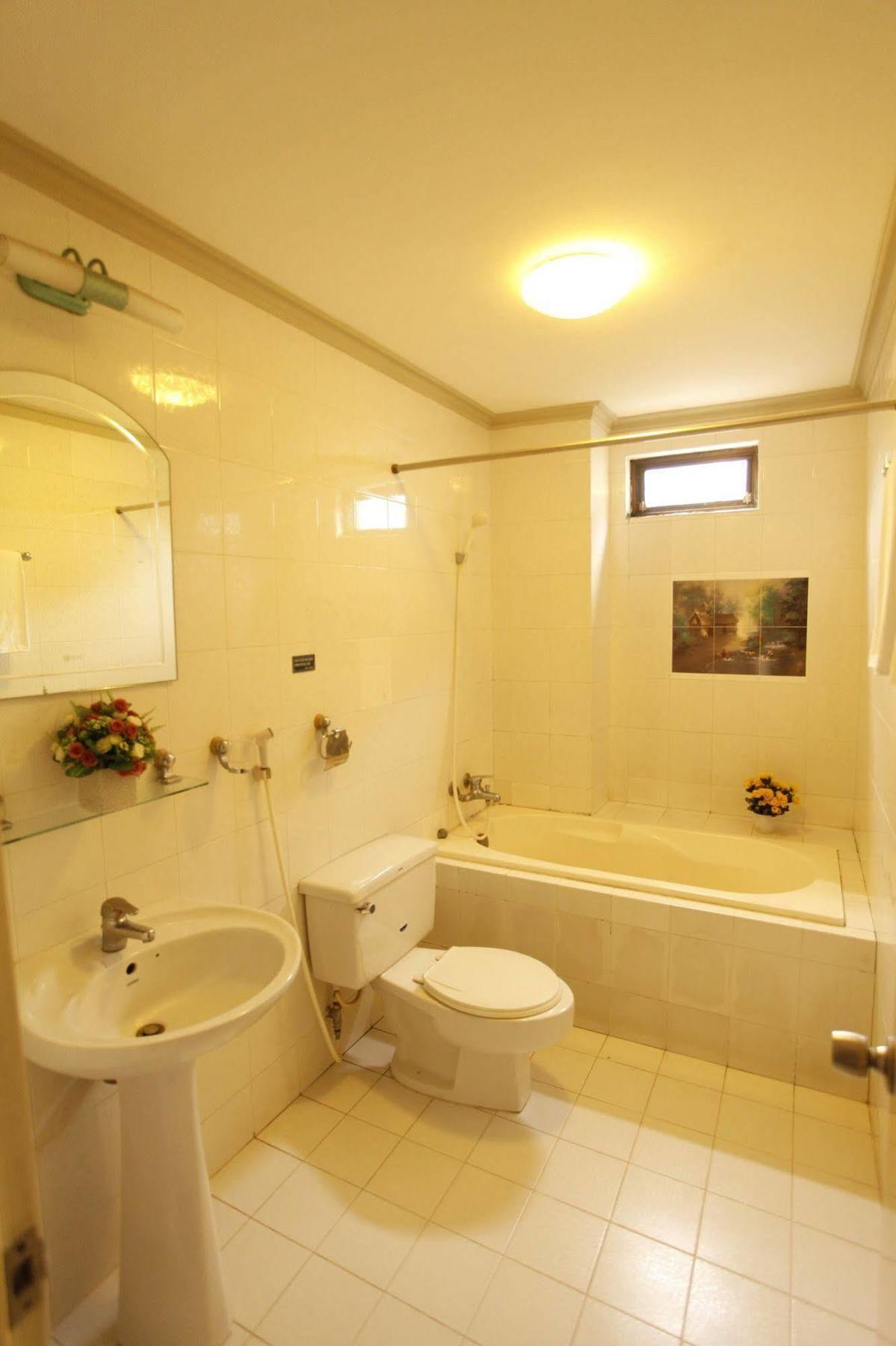 Hotel Madam Cuc 3*