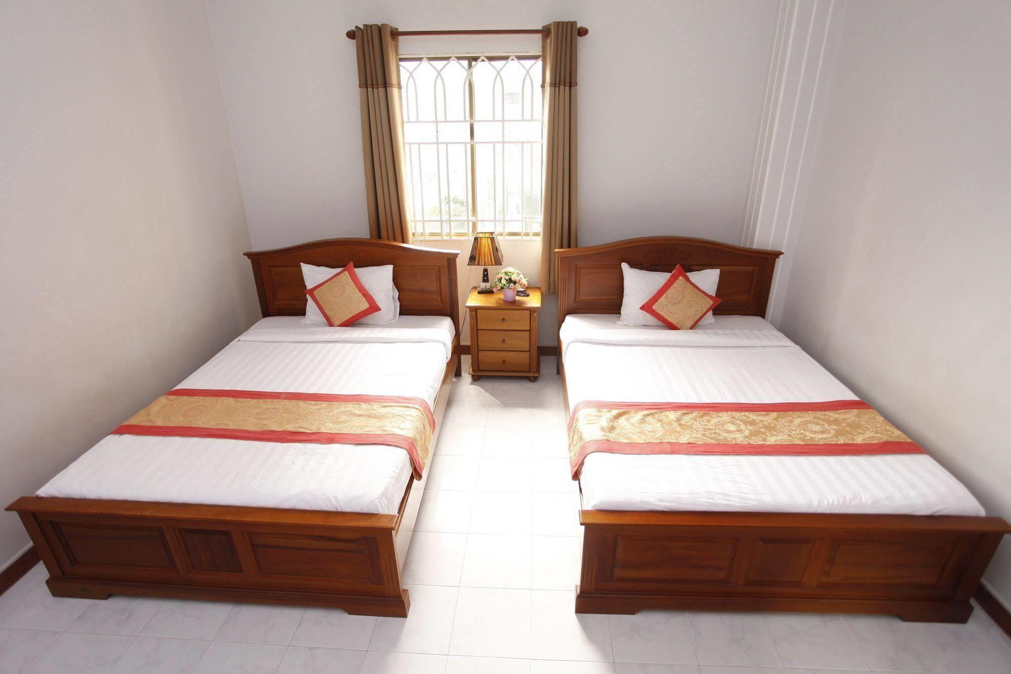 Madam Cuc Hotel