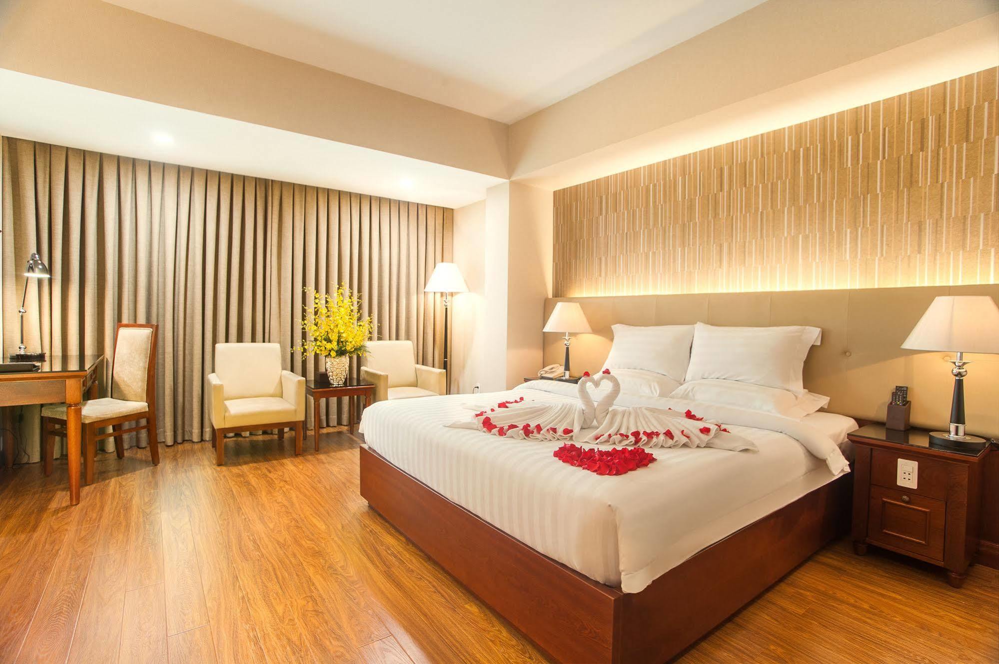 Hotel Nhat Ha 1 Ho Chi Minh City
