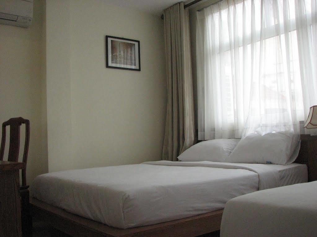 Hotel Ipeace - Bui Vien Walking Street 3*
