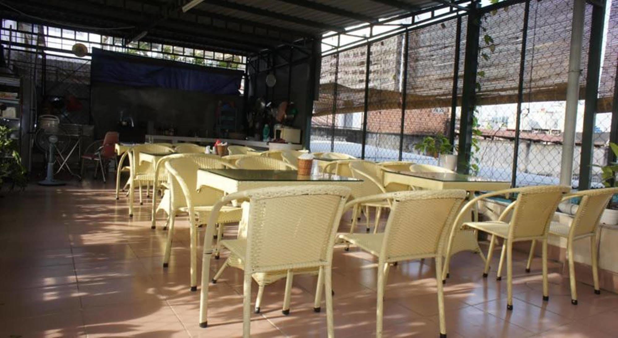 Hotel Elegant Bandar Ho Chi Minh