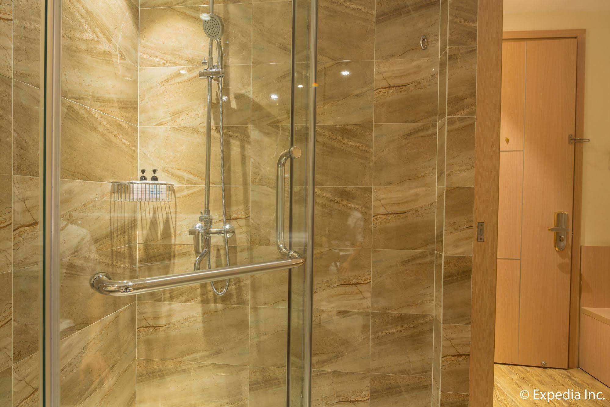 Sky Gem Sora Hotel 4*