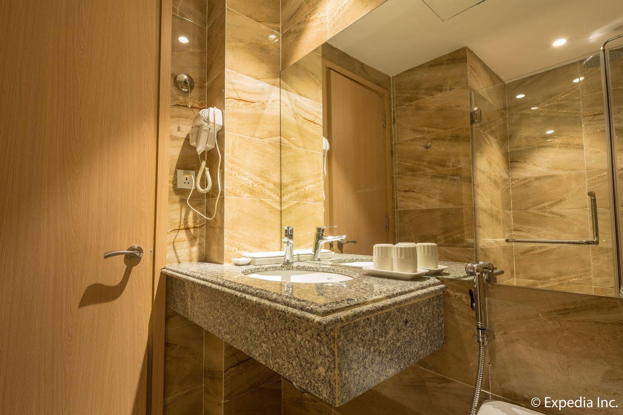 Sky Gem Sora 4* Ho Chi Minh City