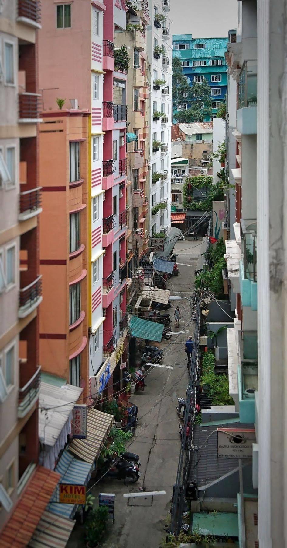 Beautiful Saigon 3