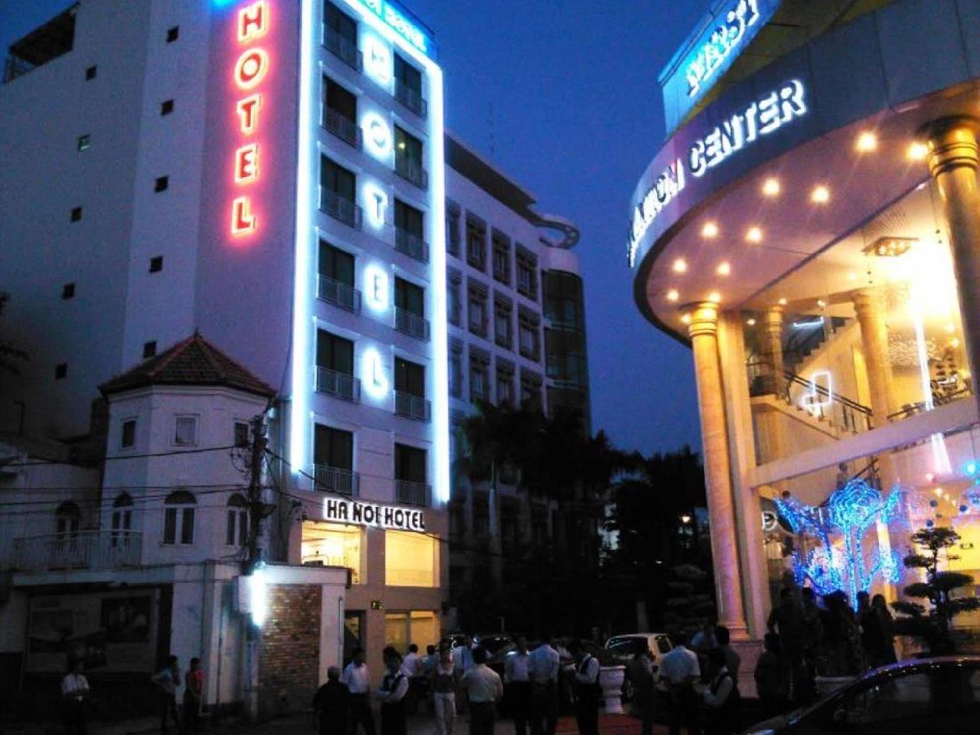 Hotel Ha Noi Near Tan Son Nhat Airport --- Free Airport Pick-up And Drop-off Available 24 A Day 3*