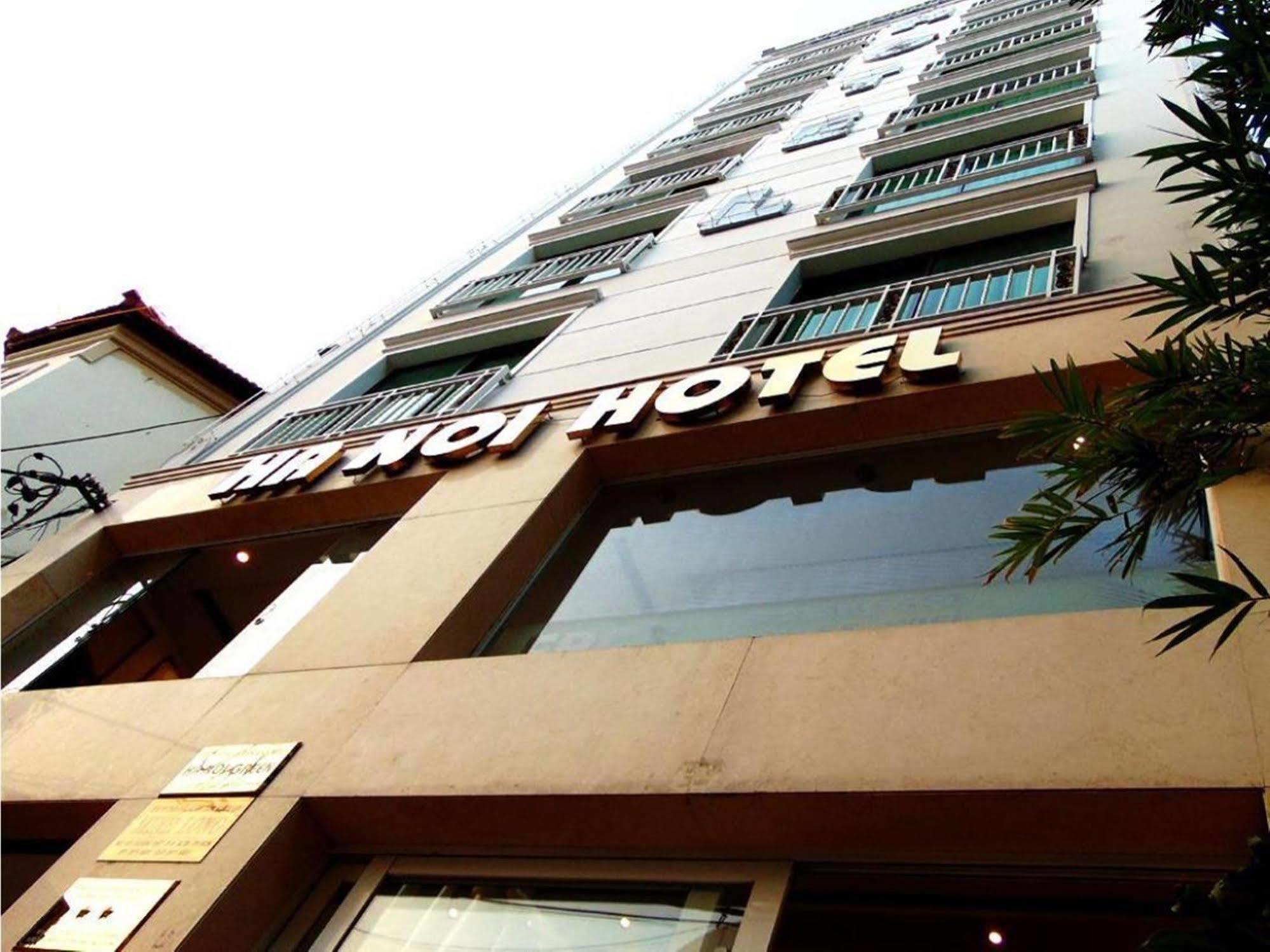 Ha Noi Near Tan Son Nhat Airport --- Free Airport Pick-up And Drop-off Available 24 A Day 3*
