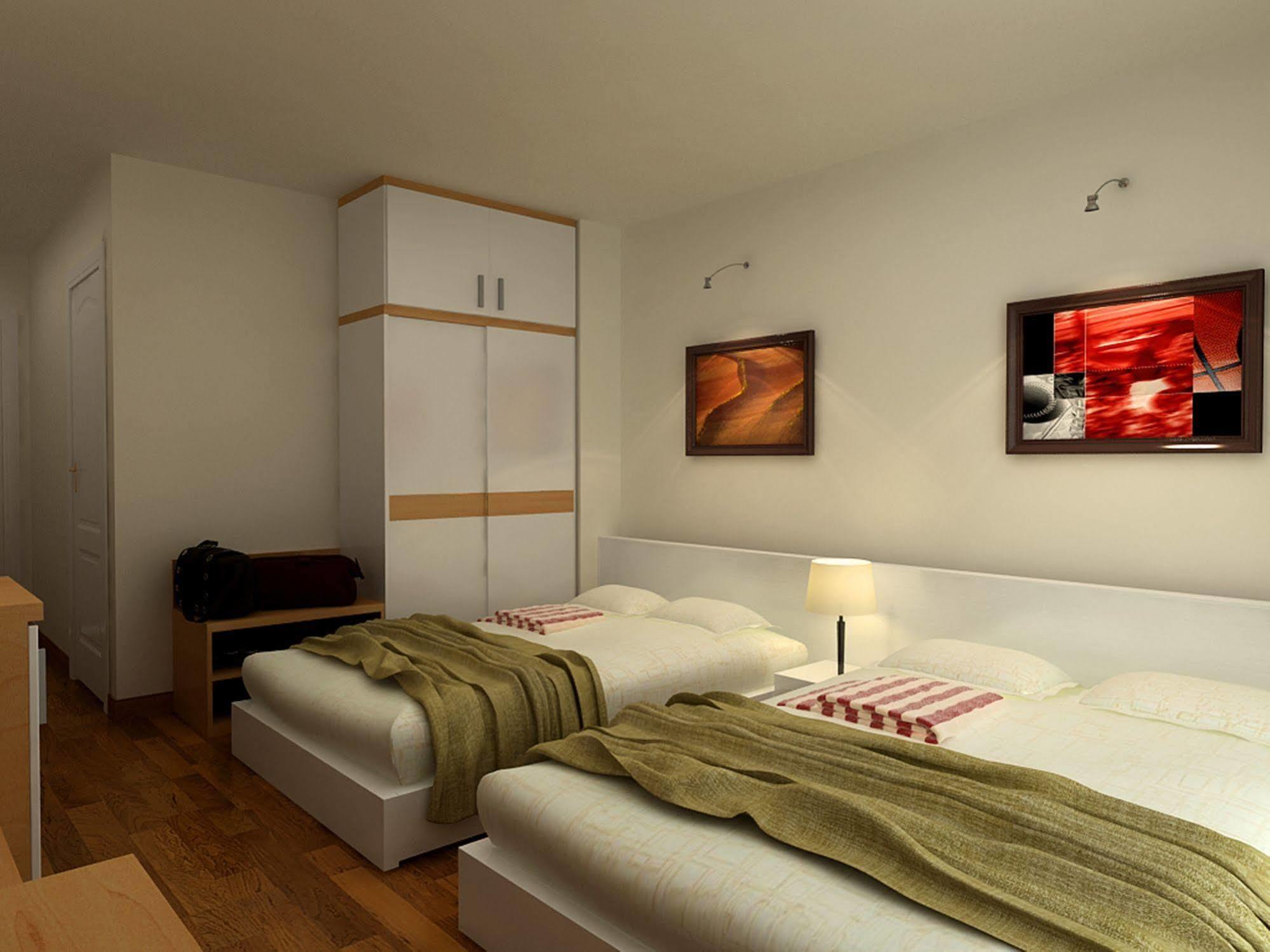 Ha Noi Near Tan Son Nhat Airport --- Free Airport Pick-up And Drop-off Available 24 A Day Hotel