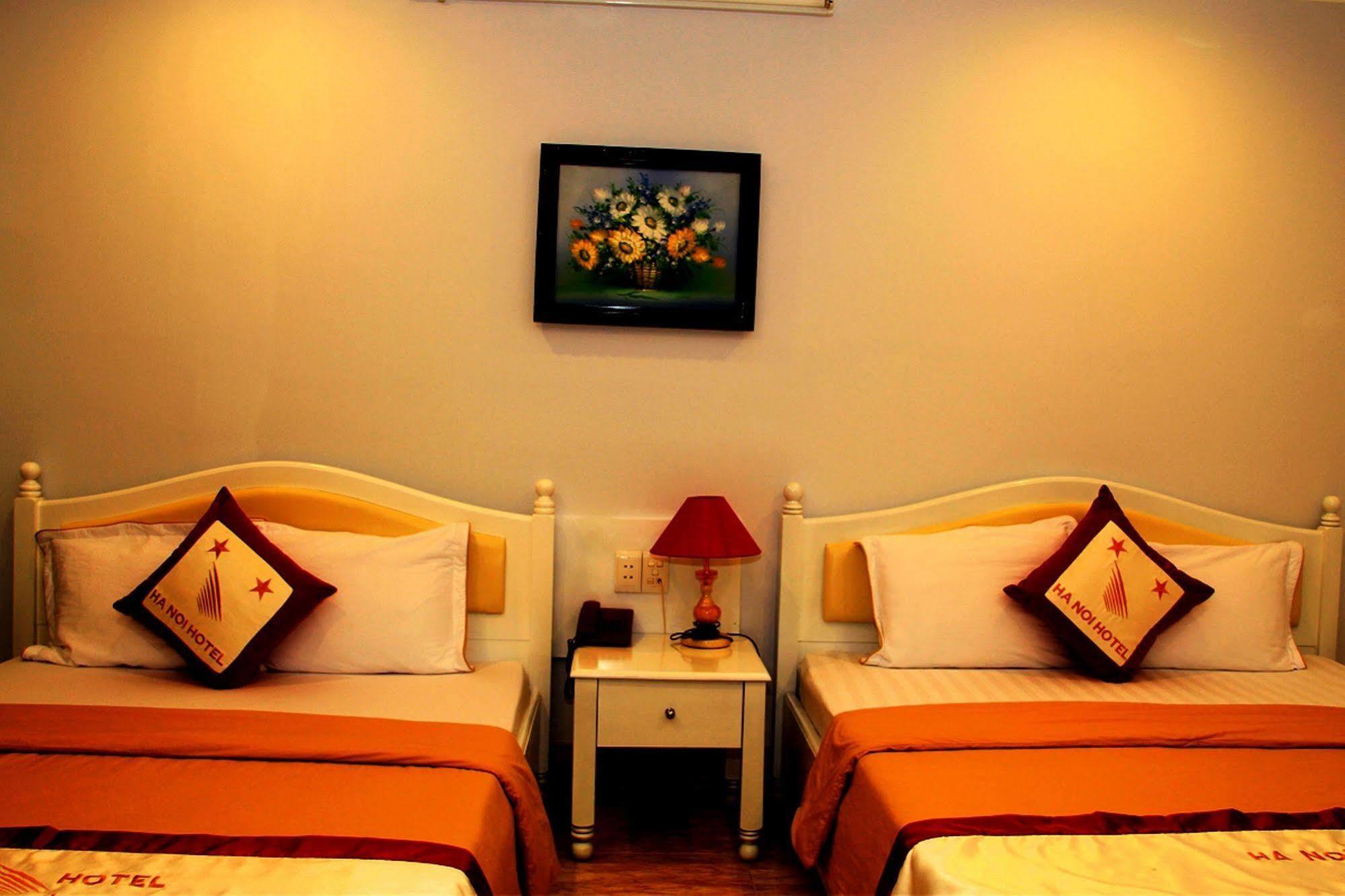 Ha Noi Near Tan Son Nhat Airport --- Free Airport Pick-up And Drop-off Available 24 A Day