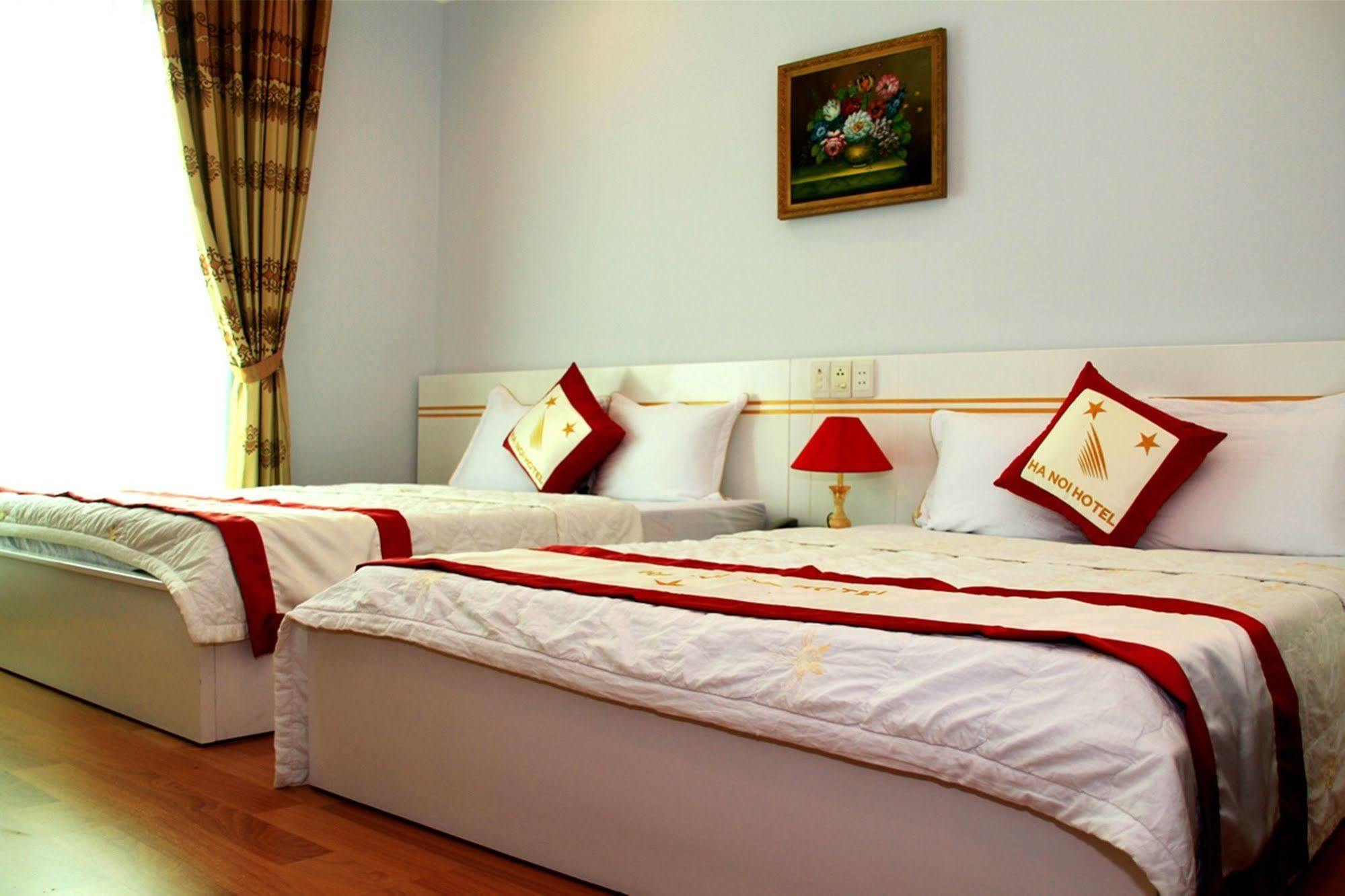 Ha Noi Near Tan Son Nhat Airport --- Free Airport Pick-up And Drop-off Available 24 A Day Ho Chi Minh City