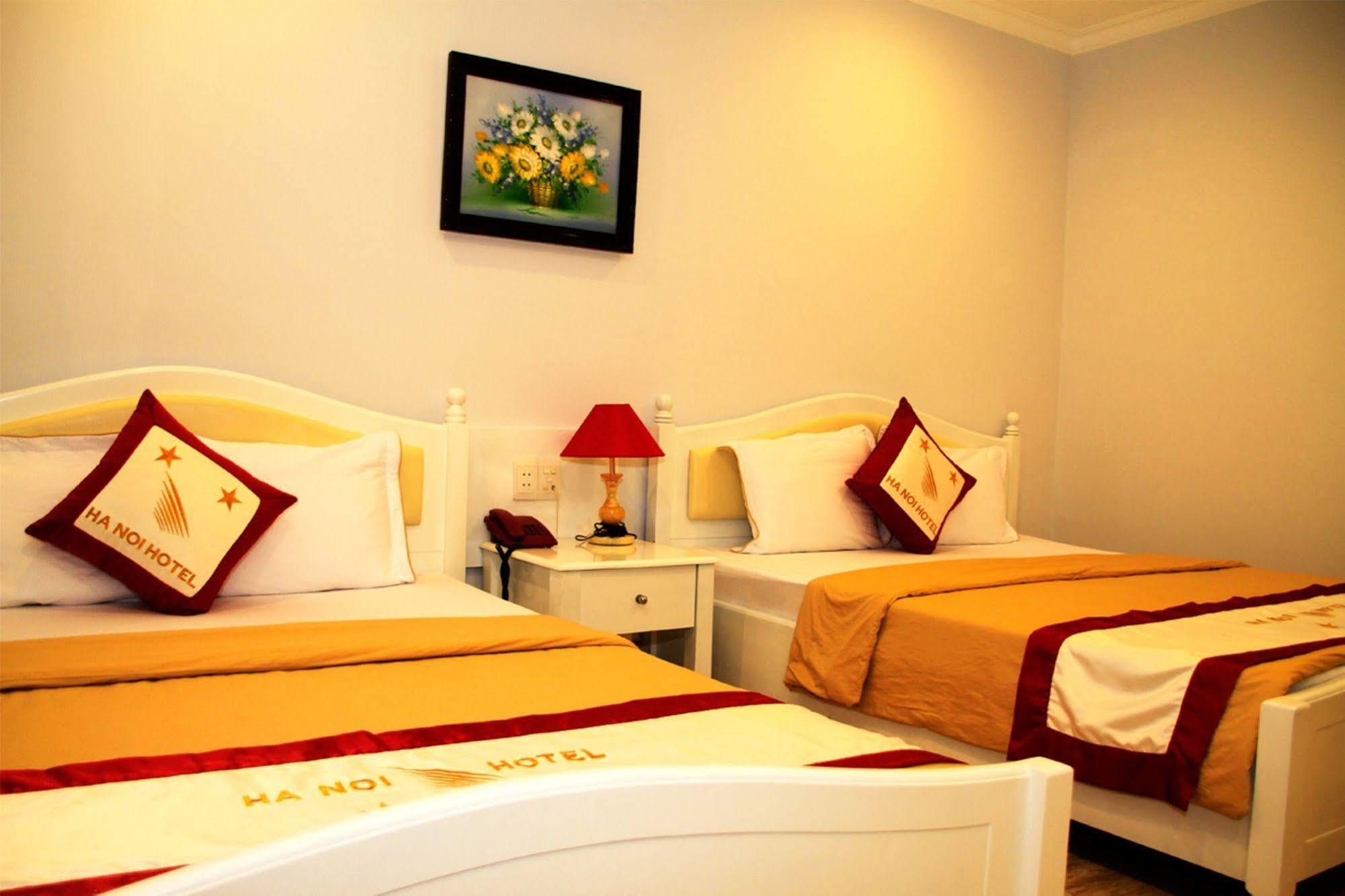 Ha Noi Near Tan Son Nhat Airport --- Free Airport Pick-up And Drop-off Available 24 A Day Hotel Ho Chi Minh City