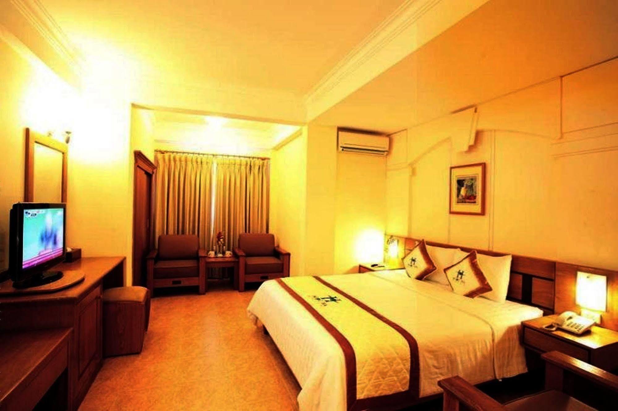 A25 - 55 Le Anh Xuan Hotel 3*