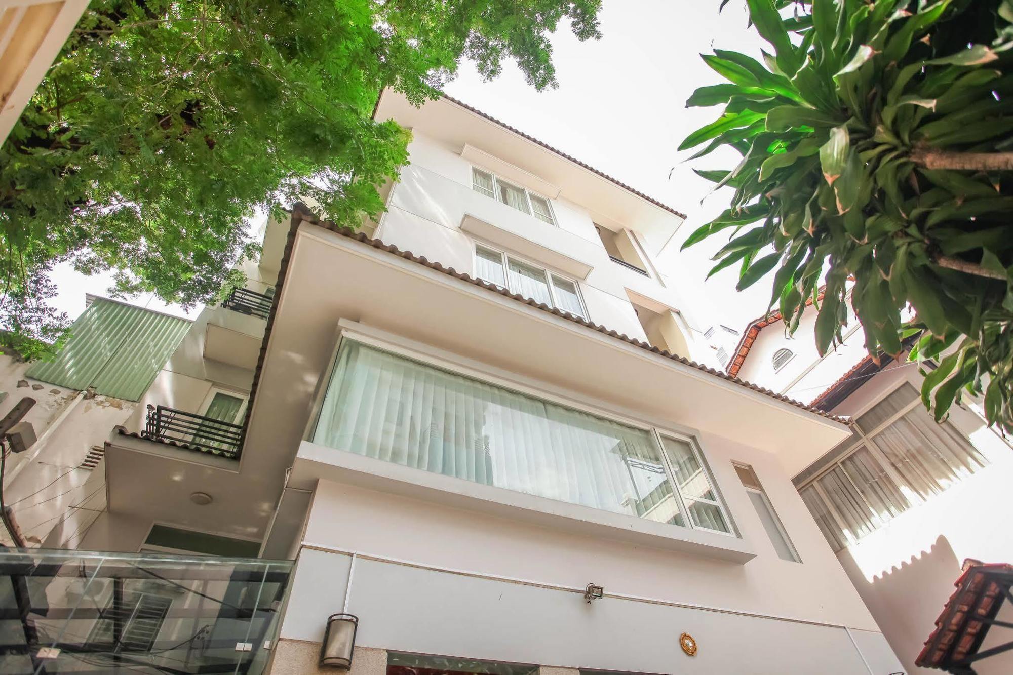 Aparthotel Compass Living Joy 3*