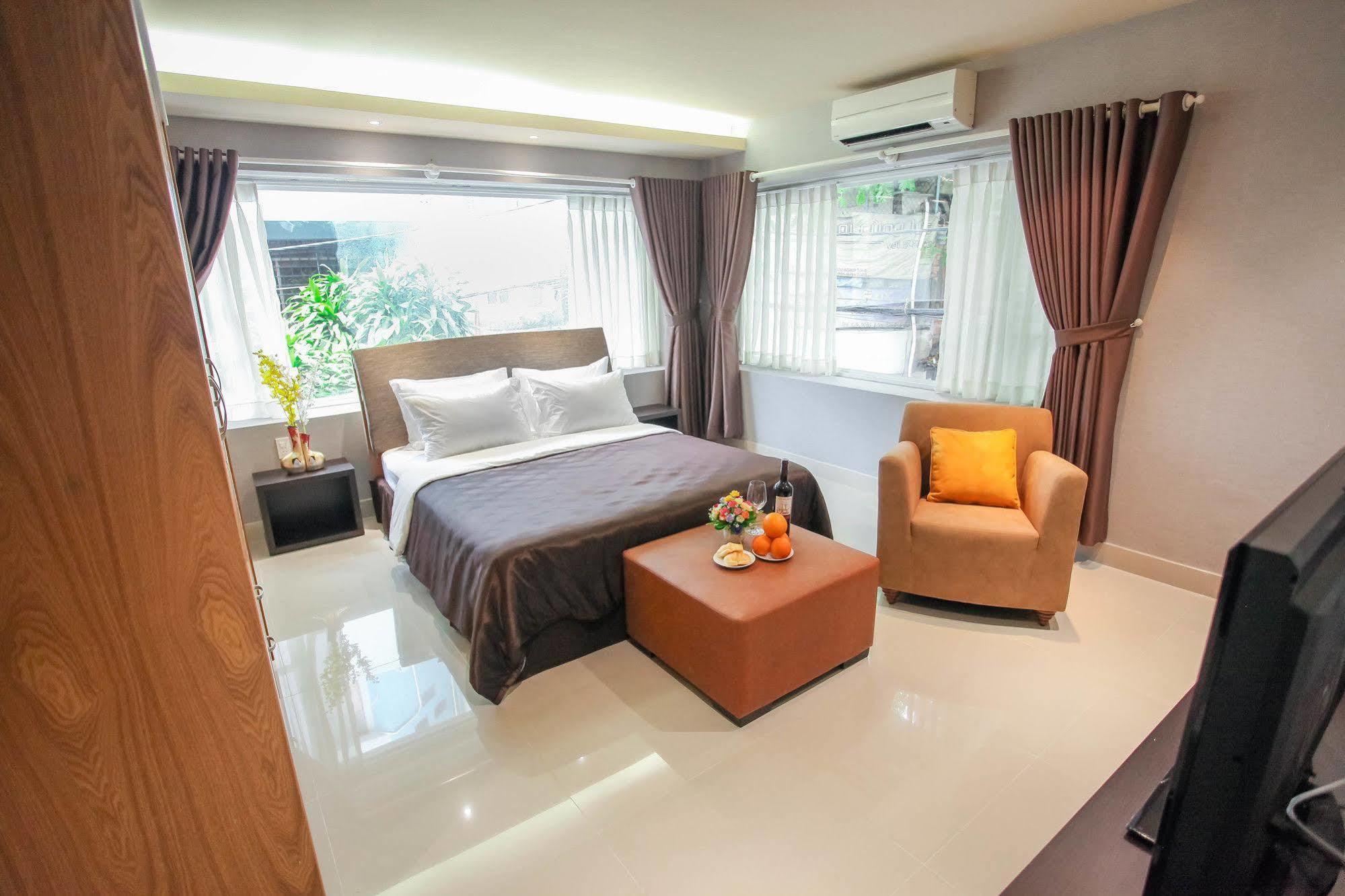 Aparthotel Compass Living Joy 3*