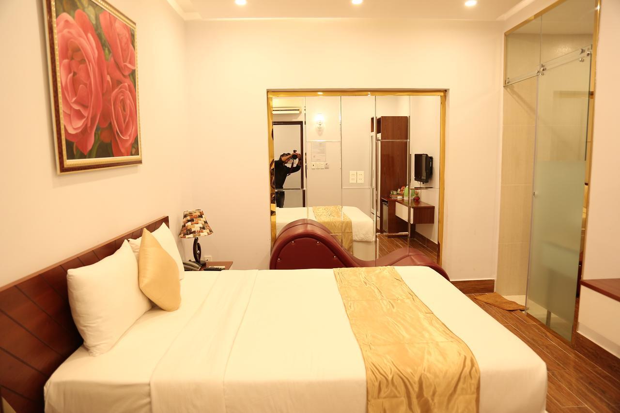 Hong Bao Thach Hotel 3*