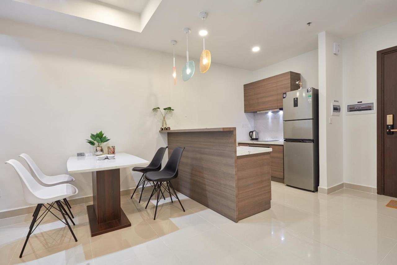 Apartment Awesome Cbd Luxury The Tresor Rooftop Garden !