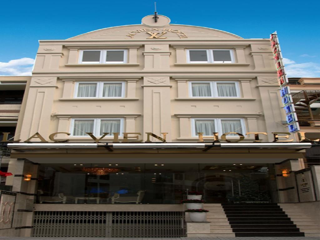 Vien 2* Ho Chi Minh City